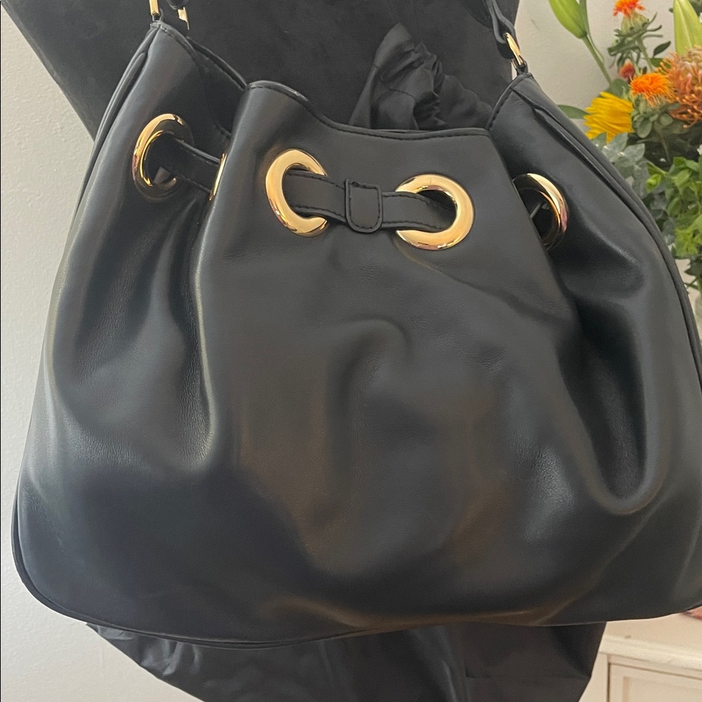 Karl Lagerfeld Black Leather Drawstring Bucket Bag - Picture 9 of 16